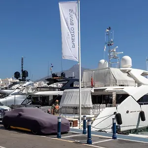 Luxurious In The Heart Of Puerto Banus Marbella
